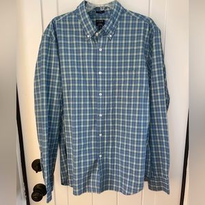 Blue Button Up J Crew Flex Wash Size XL